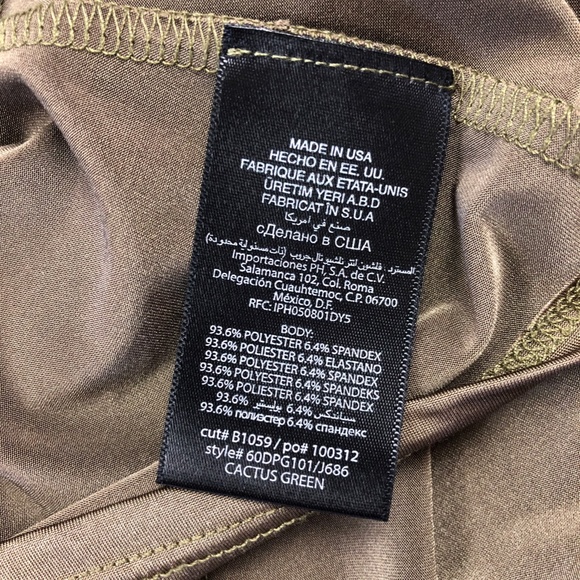 NWT Bebe Beaded Neck Cold Shoulder Top, Green, XS - Picture 7 of 7